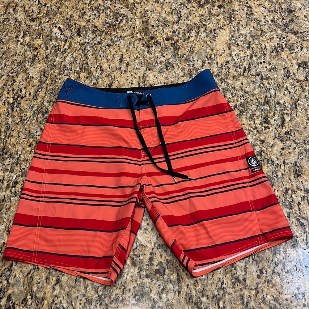 Volcom Board Shorts - Size 32